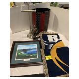 PEBBLE BEACH GOLF PRINT, TOILET PAPER RACK, RAMS