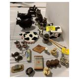 COW Dï¿½COR, SEE NO EVIL FIGURINES, STACKING