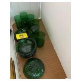 GROUP OF FOREST GREEN GLASSWARE