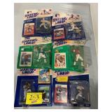 6 STARTING LINEUP FIGURES ON CARDS