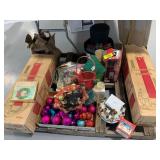 PALLET W/ PAIR OF UNION BRAND CHRISTMAS CANDLES,