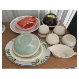 SAWTOOTH BROWN GLAZE CROCK BOWL, GREEN USA MARKED