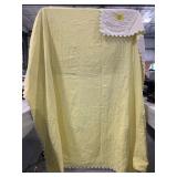 HAND STITCHED YELLOW & WHITE QUILT