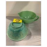 HOMER LAUGHLIN ANTIQUE BOWL, JADEITE GLASS BATTER