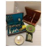 FLATWARE CASE W/ NICKEL SILVER FLATWARE &