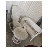 3 PIECES OF WHITE WICKER OUTDOOR FURNITURE