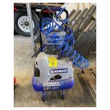 KOBALT 5.5 GALLON AIR COMPRESSOR