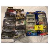 HOT WHEELS CAR SETS, BATMAN HOT WHEELS CARS ON