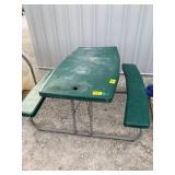 LIFETIME BRAND PLASTIC BENCH