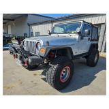 2004 JEEP WRANGLER WITH SOFT SHELL TOP. STARTS