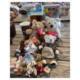 GROUP OF HERSHEY COLLECTIBLES