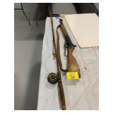 DAISY BB GUN, ANTIQUE WOODEN FISHING ROD & REEL