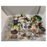 GROUP OF CHRISTMAS Dï¿½COR