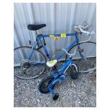 CHILDS TRICYCLE, ROSS 10 SPEED BIKE
