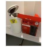 INSTANT MILK FROTHER & KETTLE - BOTH APPEAR NEW