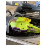 POULAN GAS POWERED WILD THING CHAINSAW