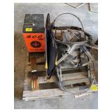 TREE STAND, TARGET PRACTICE SUPPLIES, ARROWS