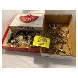 2 FLATS OF WATCHES OF ALL KINDS