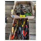 2 FLATS OF SCREWDRIVERS, SOCKETS, ETC