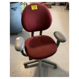 ROLLING OFFICE CHAIR