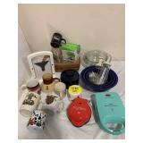 BLUE NESTING BOWL SET, COFFEE MUGS, MINI SANDWICH