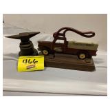 CHESTNUT CAST IRON TRUCK CRACKER, MINI CAST IRON