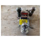 CURT HITCH & 3 BALLS