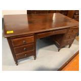 5FT LONG WOODEN DESK
