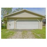 130 S Jefferson Street, Wamac, IL 62801
