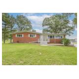 2430 Beckmann Road, Lenzburg, IL 62255