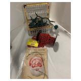 VNITAGE TALKING SANTA, LIGHTS, BEADED STRAND