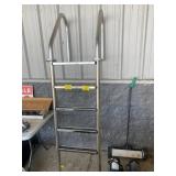 5-STEP POOL LADDER