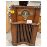 ANTIQUE ZENITH WOOD CASE CLOCK CABINET - WORKS?
