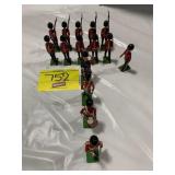 BRITAINS 1990 BRITISH SOLDIER SET
