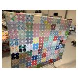 VERY NICE ANTIQUE FEED-SACK HAND MADE QUILT