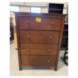4-DRAWER CHEST OF DRAWERS