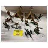 MANOIL OR BARCLAY? LEAD SOLDERIES W/ MOTORCYCLES,