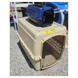 2 PET TAXIS