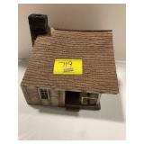 PLASTIC LOG CABIN DIORAMA HOUSE
