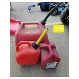 3 SMALL PLASTIC GAS CANS