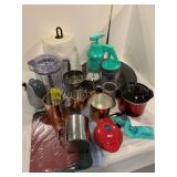 COPPER MUGS, PAPER TOWEL ON ROLL, KITCHEN GADGETS
