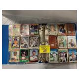 BINDER OF VINTAGE BASEBALL CARDS