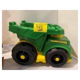 MEGA BLOCKS PLASTIC JOHN DEERE TRUCK