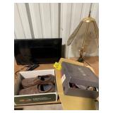 TOUCH LAMP, PAIR OF MENS SHOES SZ 11.5, SMALL