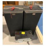 SONY CDP-CX681, PAIR OF SONY SPEAKERS