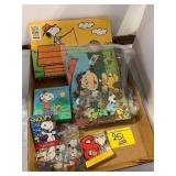 GROUP OF SNOOPY PUZZLES & PLAYING CARDS