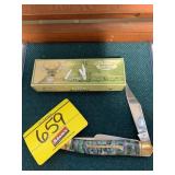 FROST CUTLERY WHITETAIL POCKET KNIFE W/ BOX