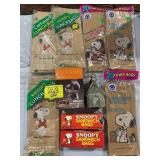 GROUP OF SNOOPY COLLECTIBLES - LUNCH & CHARACTER