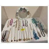 GROUP OF COSTUME JEWELRY
