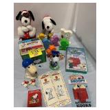GROUP OF SNOOPY COLLECTIBLES - PLASTIC FIGURES,